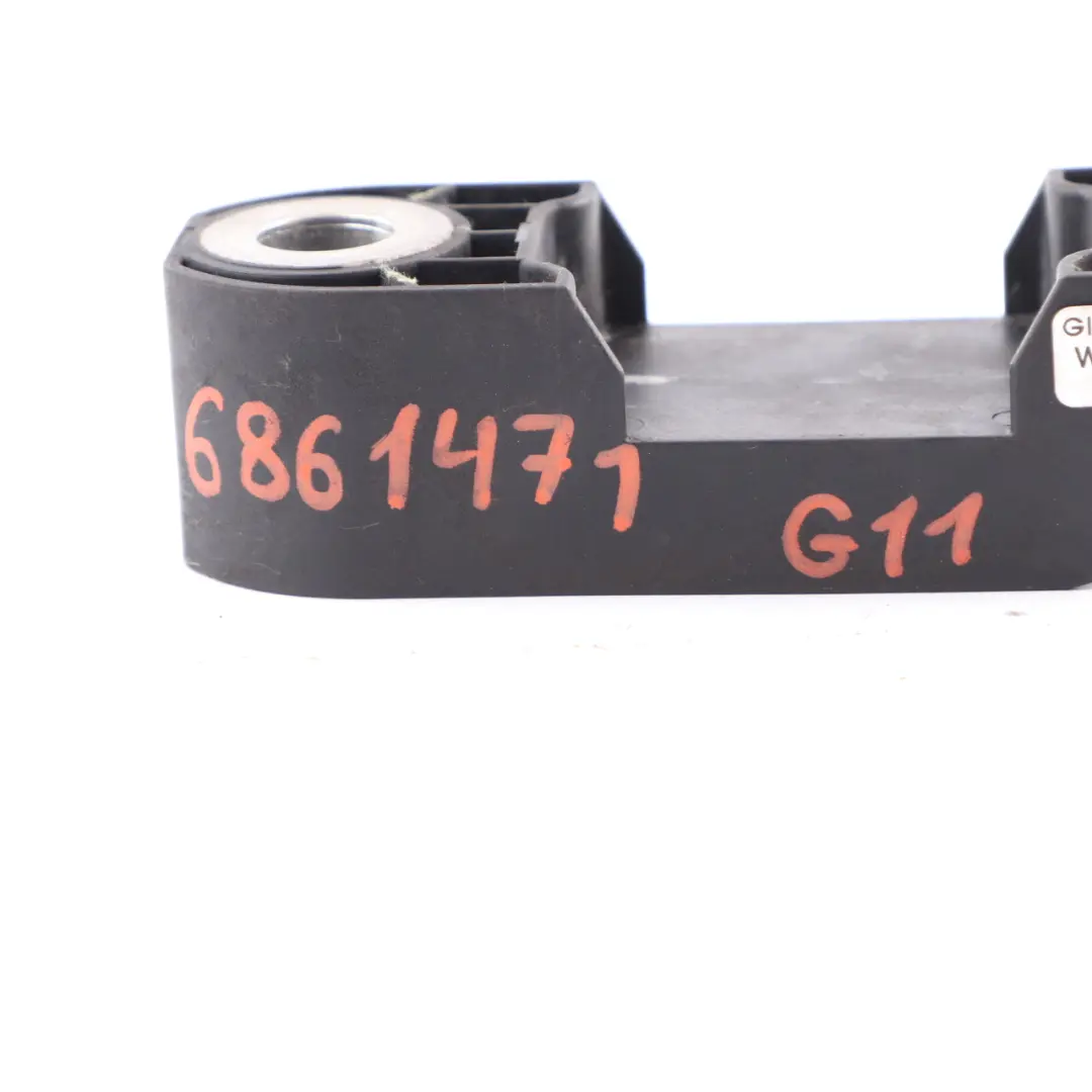 Holder Stabilizer Bar Bracket Top Front Anti Roll to BMW G11 G30 with Part number 6861473 BMW G11 G30 Holder Stabilizer Bar Bracket Top Front Anti Roll - SKU 6861471 - Part number 6861473