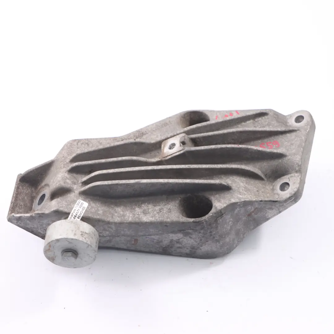 B57 Supporto Motore Diesel Supporto staffa per BMW G11 G20 G30 con numero di parte 6861559 BMW G11 G20 G30 B57 Supporto Motore Diesel Supporto staffa - SKU 6861559 - Numero di parte 6861559