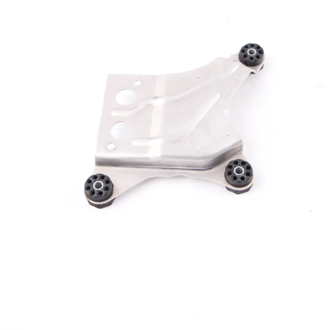 Uchwyt Pompy DSC do BMW G30 G31 G11 o numerze 6861631 BMW G30 G31 G11 Uchwyt Pompy DSC - SKU 6861631 - Numer Części 6861631