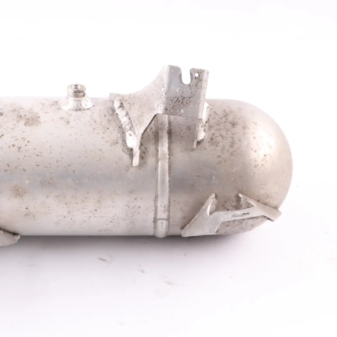 Self Leveling Air Suspension Pressure Reservoir Tank Accumulator to BMW G11 with Part number 6861937 BMW G11 Self Leveling Air Suspension Pressure Reservoir Tank Accumulator - SKU 6861937 - Part number 6861937