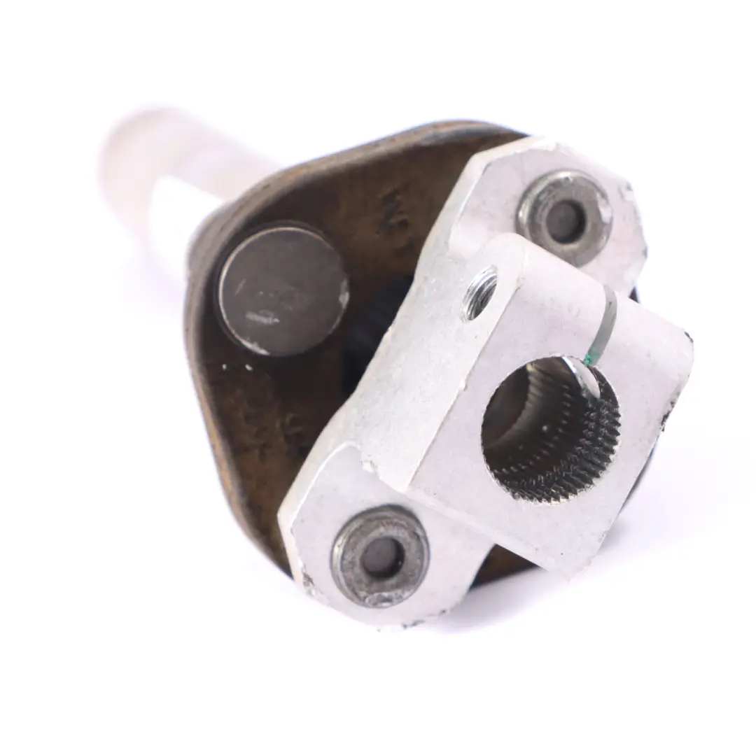 Steering Column Shaft Spindle Link Joint to BMW G30 G31 G32 G11 with Part number 6862031 BMW G30 G31 G32 G11 Steering Column Shaft Spindle Link Joint - SKU 6862031 - Part number 6862031