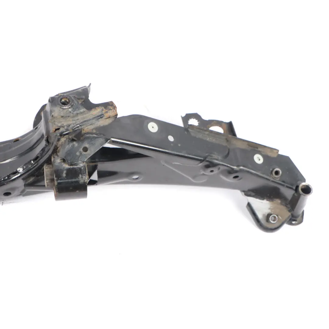 Supporto sottotelaio asse posteriore per BMW F40 F45 xDrive Mini F60 ALL4 con numero di parte 6862558 BMW F40 F45 xDrive Mini F60 ALL4 Supporto sottotelaio asse posteriore - SKU 6862558 - Numero di parte 6862558