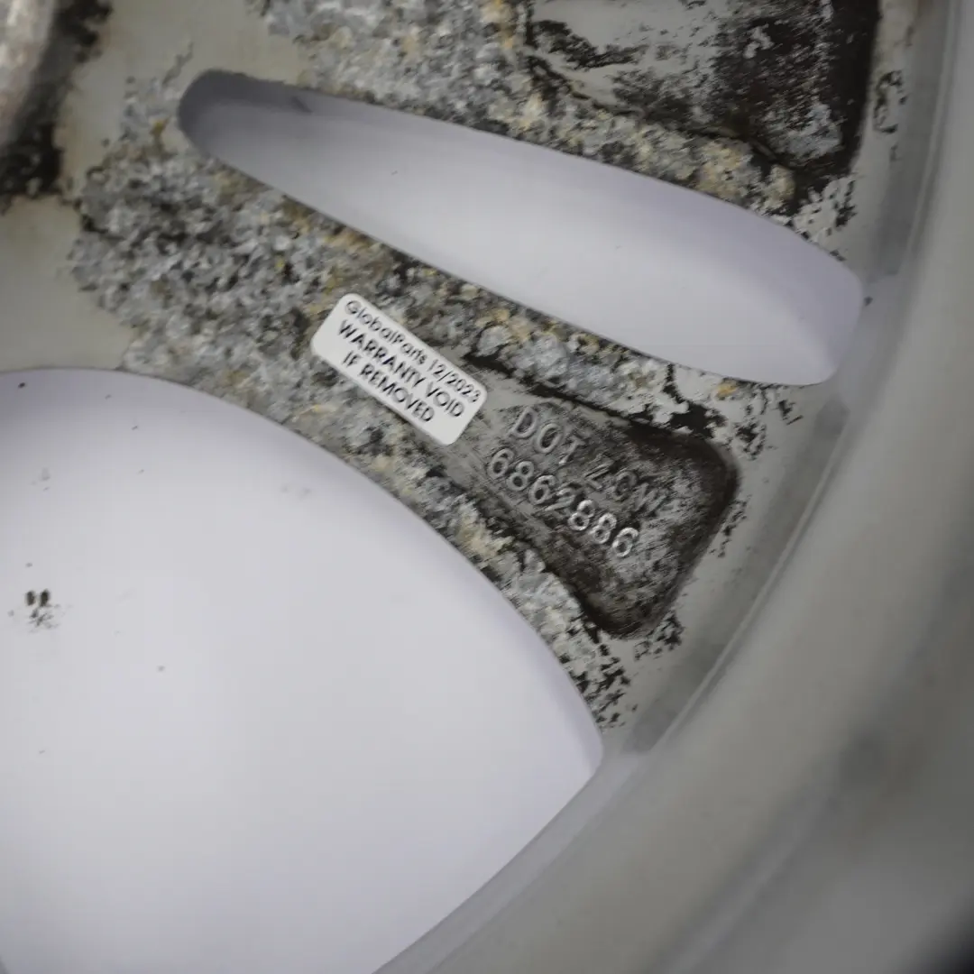 Jantes en alliage Reflex Argent 18" Double rayon 605 8J ET:43 pour BMW X3 F25 à propos du numéro de pièce 6862886 BMW X3 F25 Jantes en alliage Reflex Argent 18" Double rayon 605 8J ET:43 - SKU 6862886-2 - Numéro de pièce 6862886