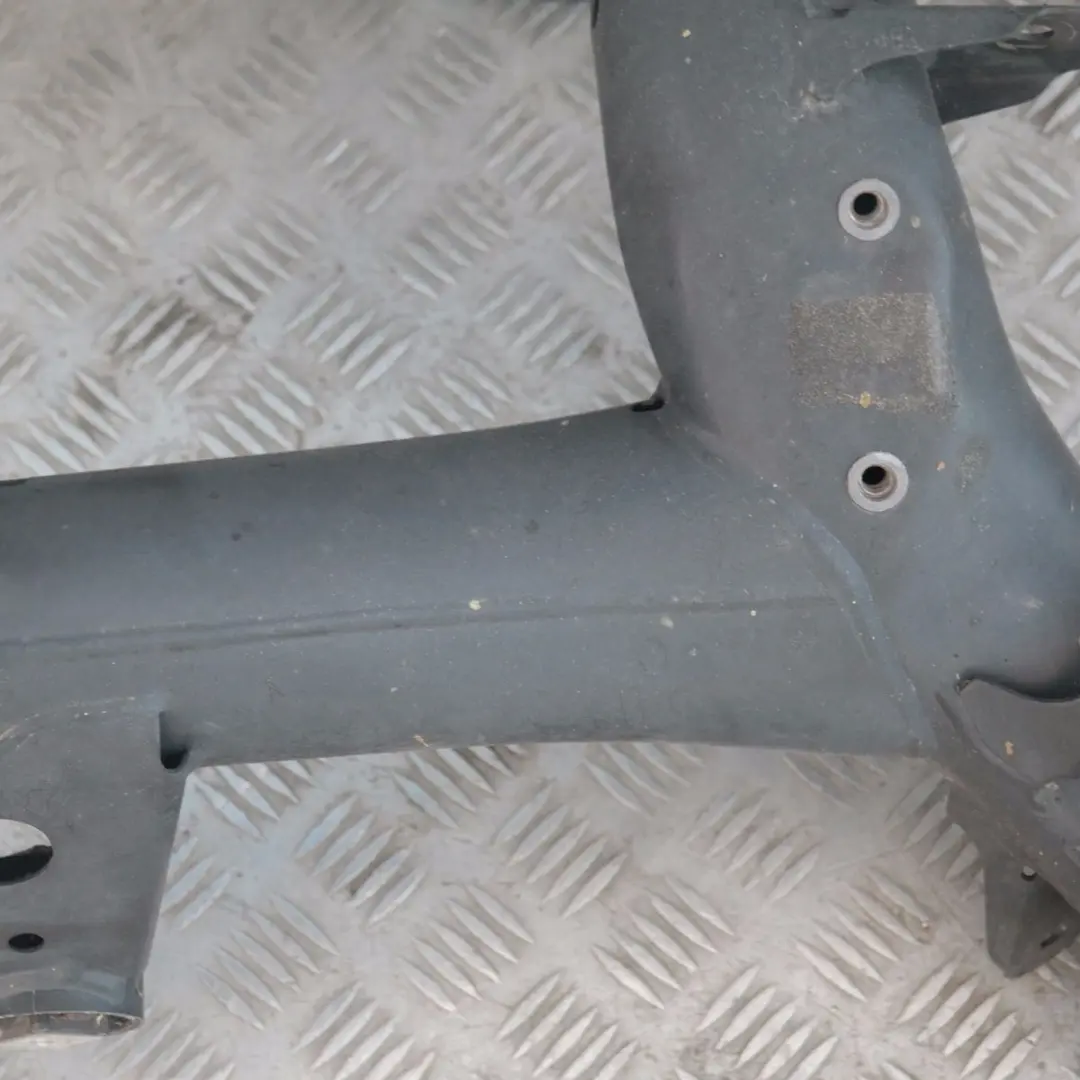 Essieu Arriere le Corps D'Essieu de Support D'Essieu Arriere pour BMW F20 F21 F30 F31 à propos du numéro de pièce 6863637 BMW F20 F21 F30 F31 Essieu Arriere le Corps D'Essieu de Support D'Essieu Arriere - SKU 6863637 - Numéro de pièce 6863637