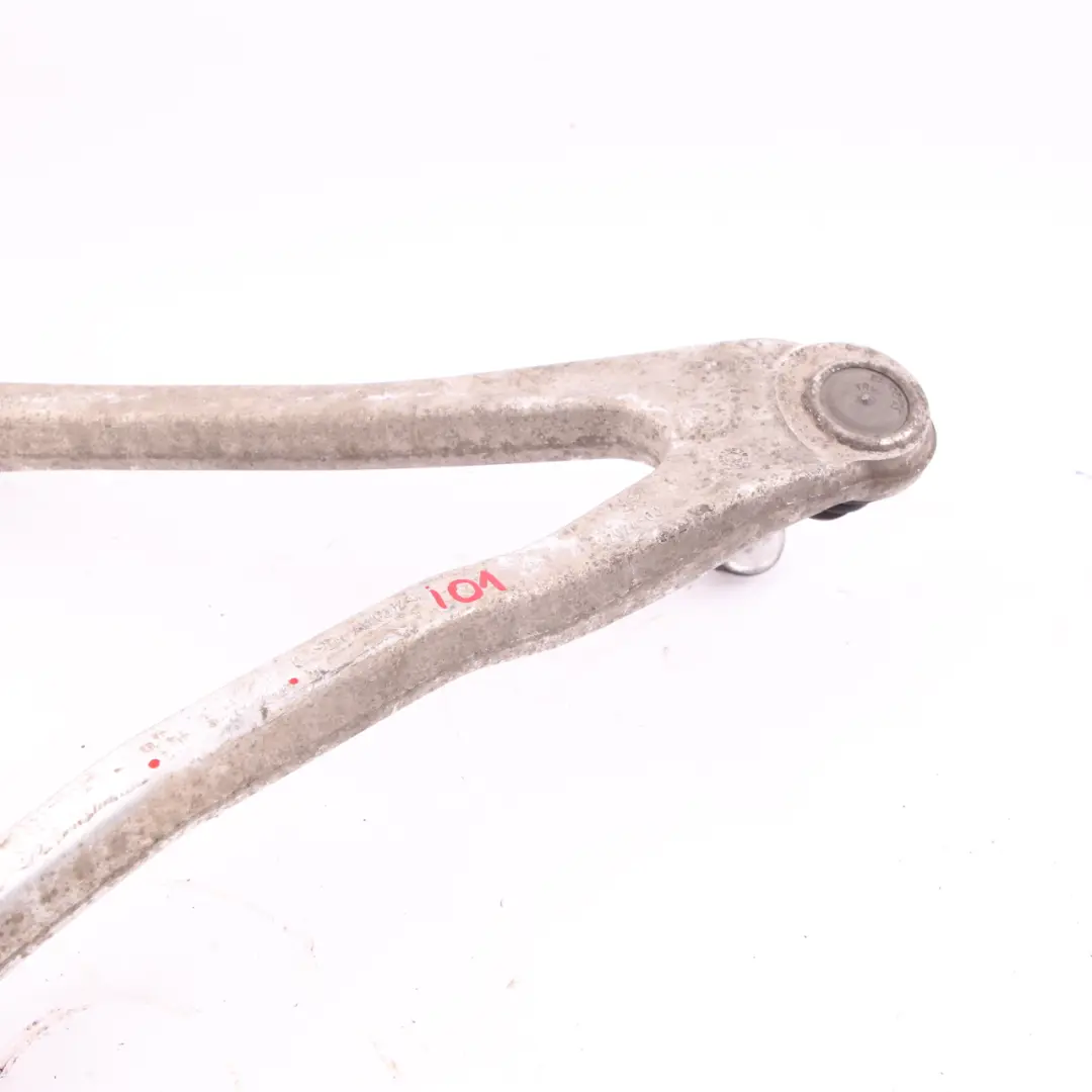 Essieu Avant Droit Suspension Roue Support d'appui colonne vertébrale pour BMW i3 I01 à propos du numéro de pièce 6863740 BMW i3 I01 Essieu Avant Droit Suspension Roue Support d'appui colonne vertébrale - SKU 6863740 - Numéro de pièce 6863740