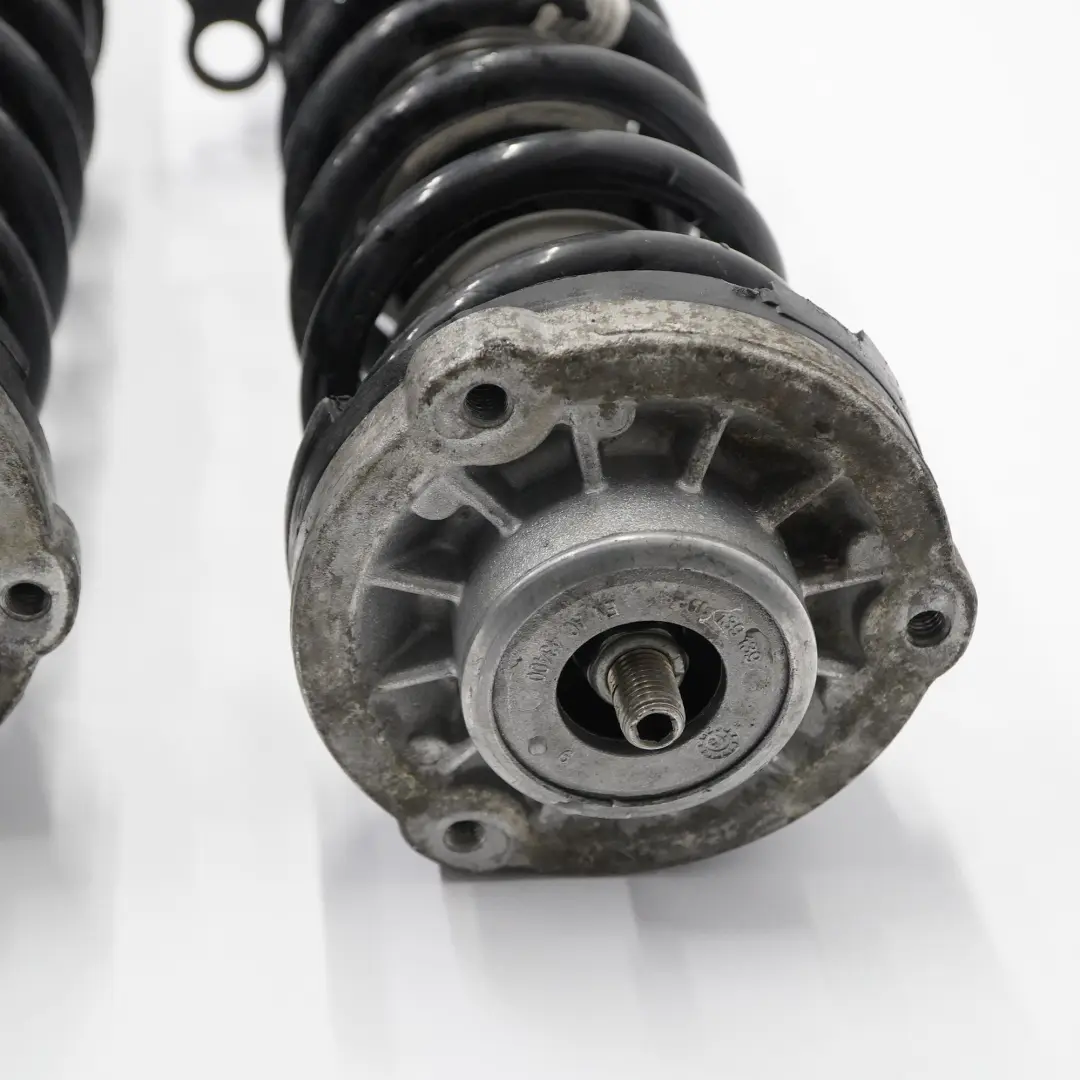 puntone a molla anteriore sinistro destro M Sport ammortizzatori per BMW F10 LCI con numero di parte 6863883 BMW F10 LCI puntone a molla anteriore sinistro destro M Sport ammortizzatori - SKU 6863883-6863886 - Numero di parte 6863883