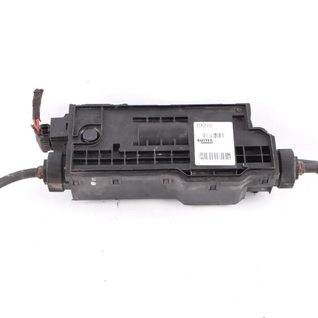Electronic Handbrake BMW F01 F02 Parking Brake Actuator Control Unit to with Part number 6864132 Electronic Handbrake BMW F01 F02 Parking Brake Actuator Control Unit - SKU 6864132 - Part number 6864132
