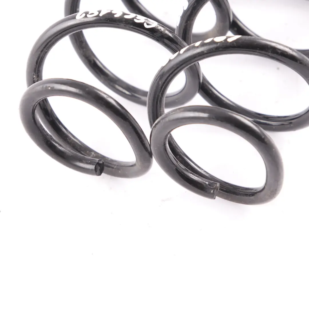 Muelle Helicoidal Eje Trasero Suspensión Izquierda Derecha Set para Mini F56 con número de pieza 6864182 Mini F56 Muelle Helicoidal Eje Trasero Suspensión Izquierda Derecha Set - SKU 6864182 - Número de pieza 6864182