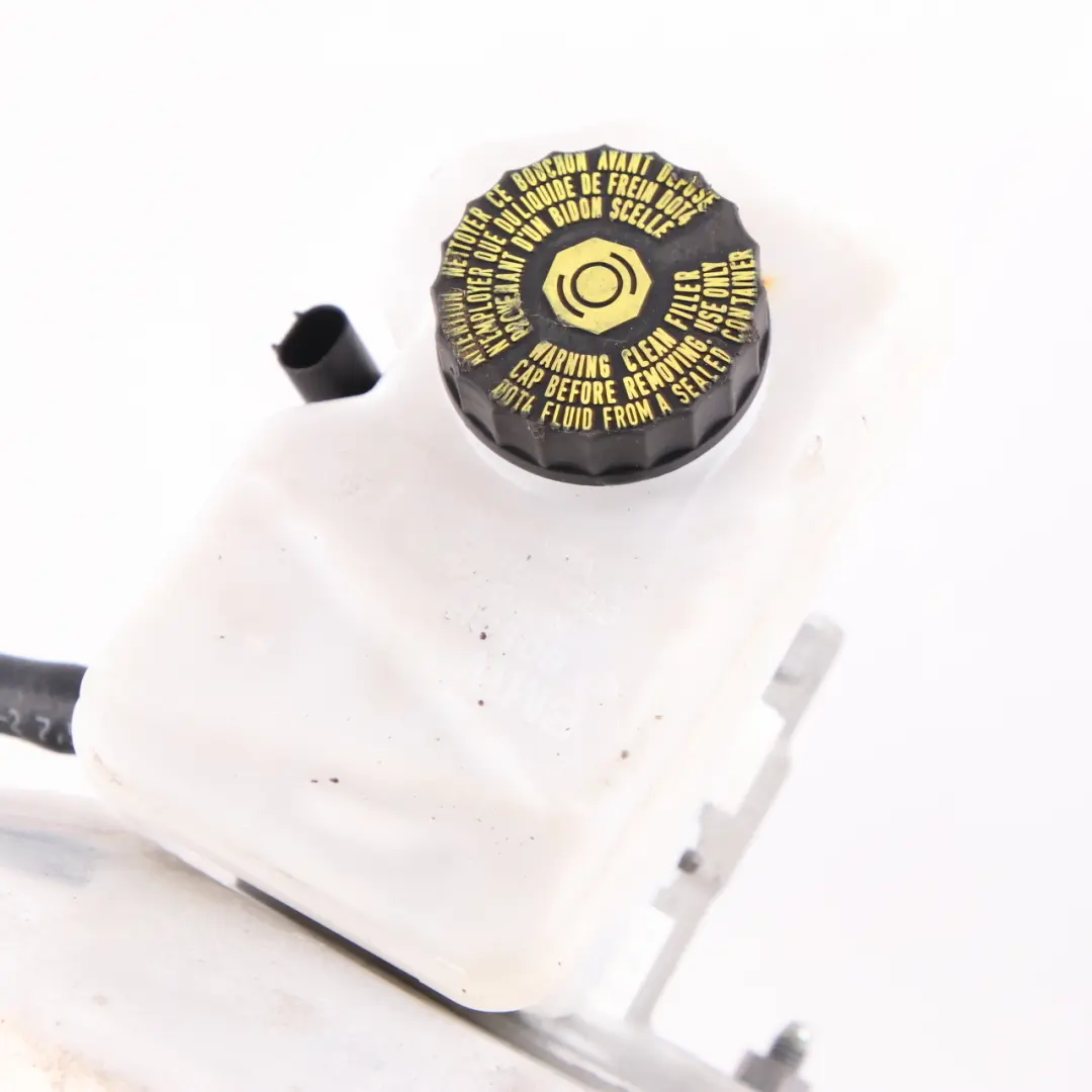 Bremsservoeinheit Hauptzylinder 6854640 für Mini F55 F56 F57 mit Teilenummer 6864668 Mini F55 F56 F57 Bremsservoeinheit Hauptzylinder 6854640 - SKU 6864668 - Teilenummer 6864668