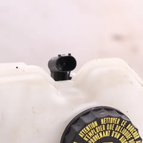 Cilindro Maestro Freno Frenos Con Depósito Expansión para BMW F40 F44 M Sport con número de pieza 6860686 BMW F40 F44 M Sport Cilindro Maestro Freno Frenos Con Depósito Expansión - SKU 6864669 - Número de pieza 6860686