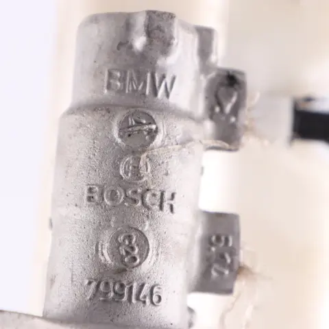 Pompa Hamulcowa Zbiornik Wyrównawczy do BMW F40 F44 M Sport o numerze 6860686 BMW F40 F44 M Sport Pompa Hamulcowa Zbiornik Wyrównawczy - SKU 6864669 - Numer Części 6860686