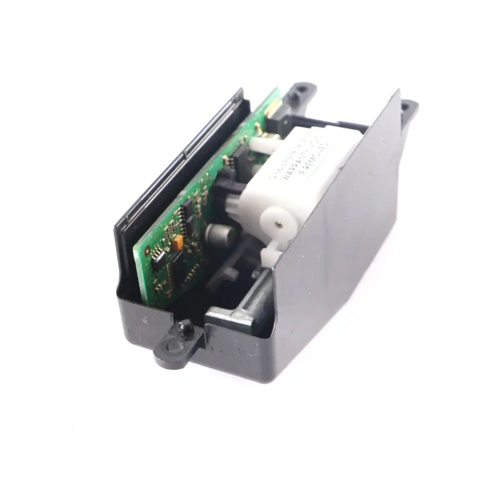 Blokada Kolumny Kierowniczej do BMW F45 F46 X1 F48 o numerze 6864826 BMW F45 F46 X1 F48 Blokada Kolumny Kierowniczej - SKU 6864826-3 - Numer Części 6864826