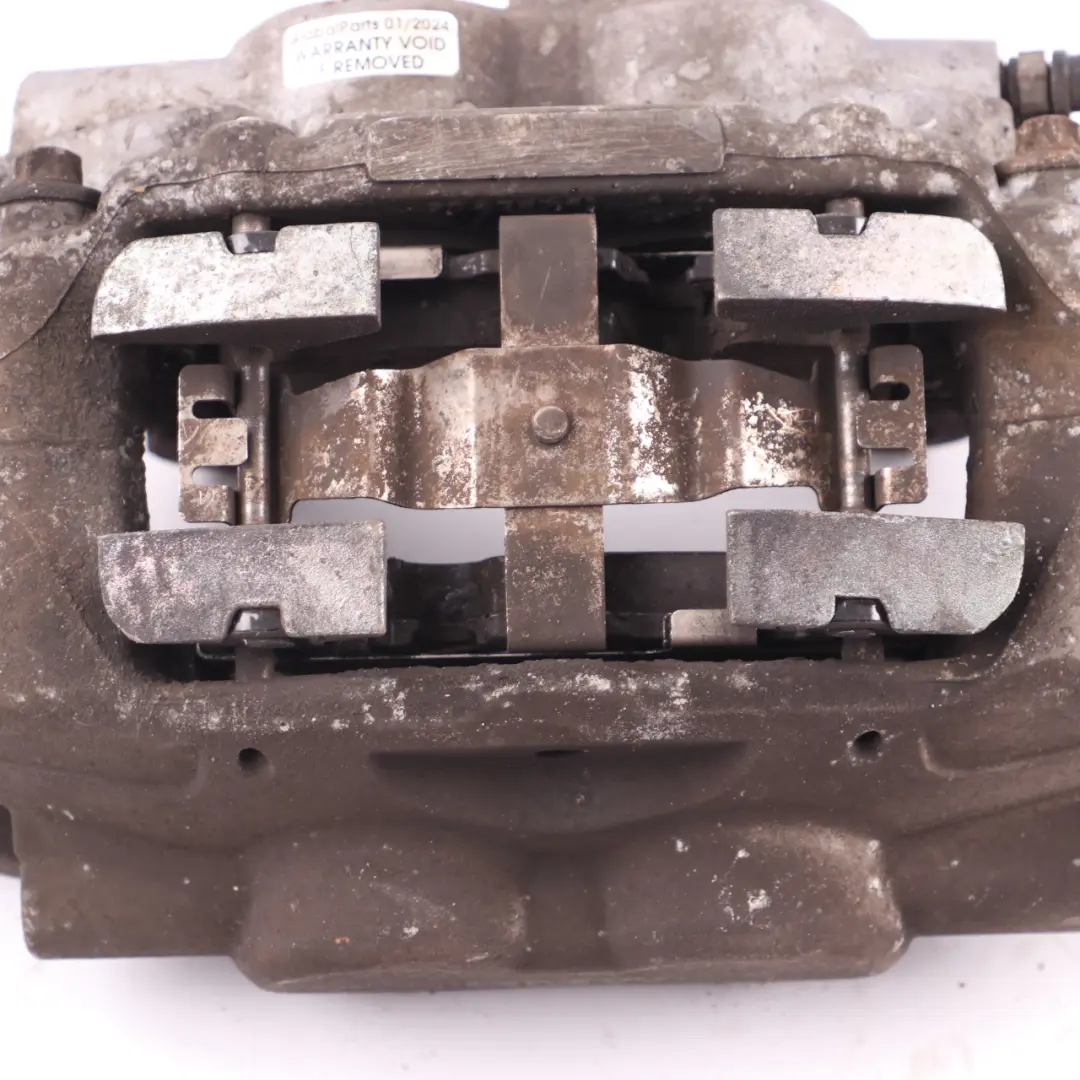 335dX 335i 435i Brembo anteriore destro alloggiamento pinza freno per BMW F30 F32 con numero di parte 6865538 BMW F30 F32 335dX 335i 435i Brembo anteriore destro alloggiamento pinza freno - SKU 6865538 - Numero di parte 6865538