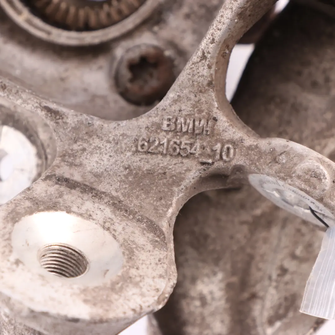 Carrier Rear Left N/S Axle Suspension Bracket Knuckle to BMW G11 G12 Wheel with Part number 6865661 BMW G11 G12 Wheel Carrier Rear Left N/S Axle Suspension Bracket Knuckle - SKU 6865661 - Part number 6865661