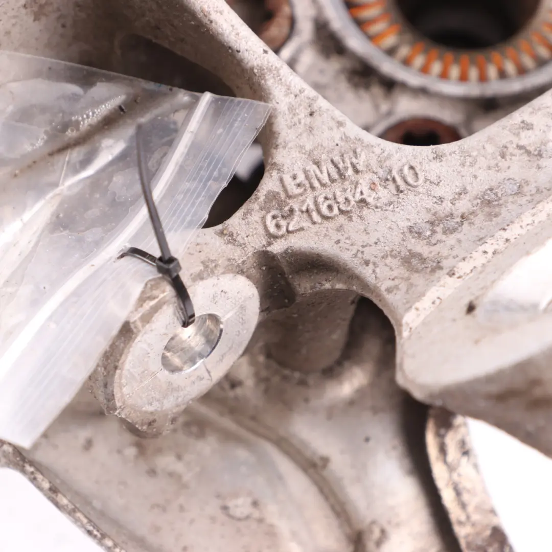 Carrier Rear Right O/S Axle Suspension Bracket Knuckle to BMW G11 G12 Wheel with Part number 6865662 BMW G11 G12 Wheel Carrier Rear Right O/S Axle Suspension Bracket Knuckle - SKU 6865662 - Part number 6865662