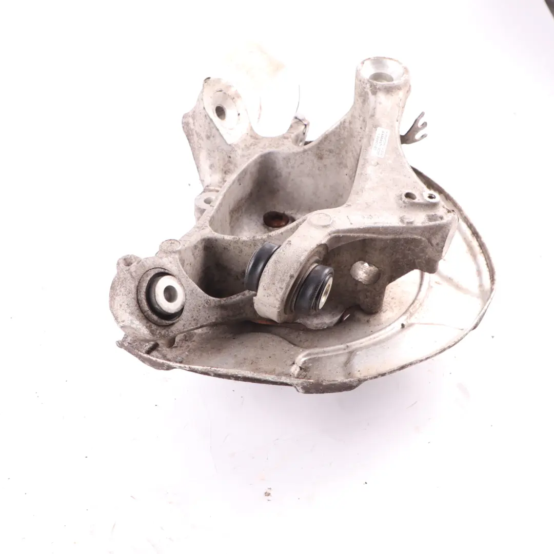 Carrier Rear Right O/S Axle Suspension Bracket Knuckle to BMW G11 G12 Wheel with Part number 6865662 BMW G11 G12 Wheel Carrier Rear Right O/S Axle Suspension Bracket Knuckle - SKU 6865662 - Part number 6865662