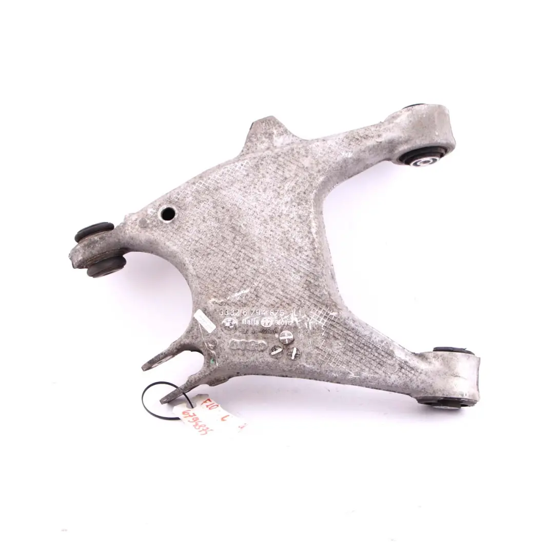 Support l'essieu la Roue Arriere Gauche Porte-roue 6794875 pour BMW F10 F01 F12 à propos du numéro de pièce 6865897 BMW F10 F01 F12 Support l'essieu la Roue Arriere Gauche Porte-roue 6794875 - SKU 6865897 - Numéro de pièce 6865897