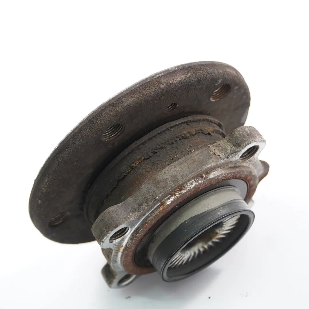 flangia mozzo posteriore sinistra destra cuscinetto ruota per BMW F30 F31 con numero di parte 6867262 BMW F30 F31 flangia mozzo posteriore sinistra destra cuscinetto ruota - SKU 6867262 - Numero di parte 6867262