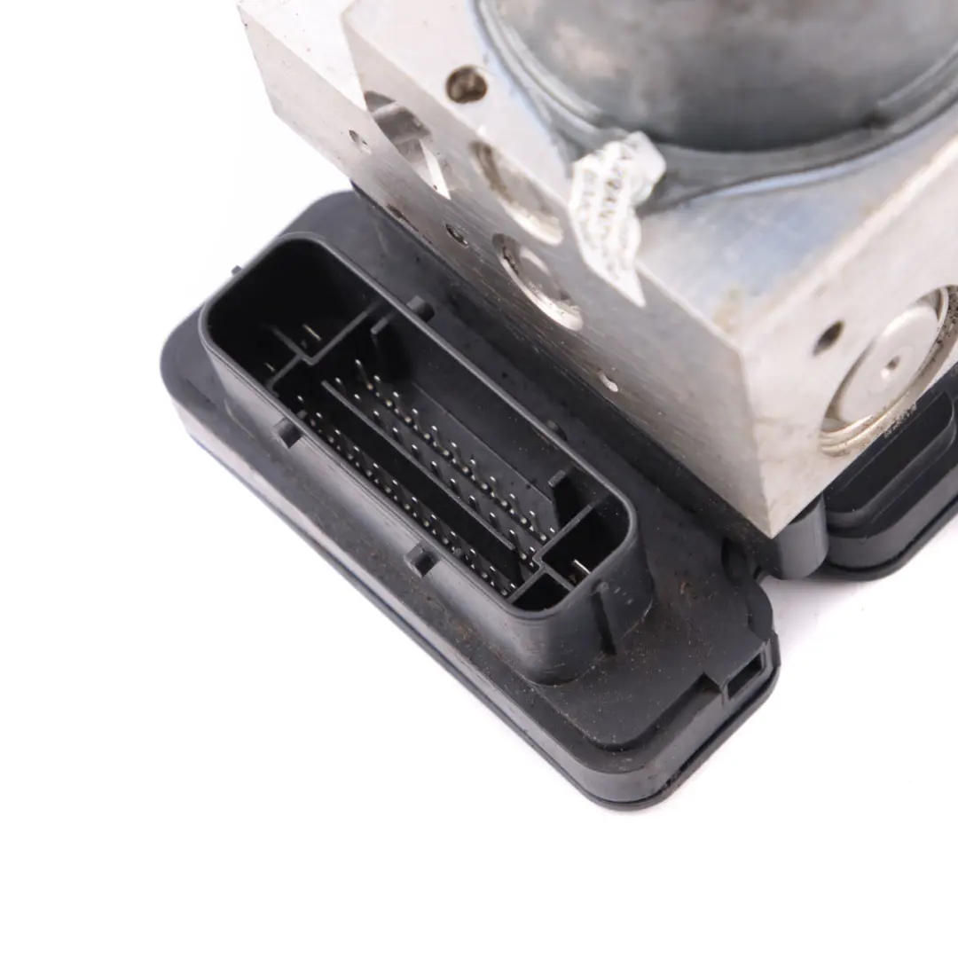 DSC Pompa Hamulcowa ABS 6868329 do BMW F10 F11 o numerze 6868327 BMW F10 F11 DSC Pompa Hamulcowa ABS 6868329 - SKU 6868327 - Numer Części 6868327