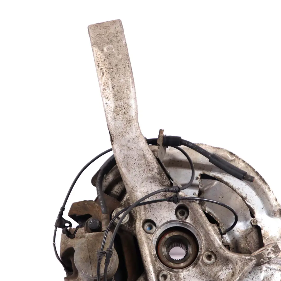 Zwrotnica Tarcza Zacisk Lewy Przód do BMW X5 E70 E71 o numerze 6869869 BMW X5 E70 E71 Zwrotnica Tarcza Zacisk Lewy Przód - SKU 6869869-2 - Numer Części 6869869