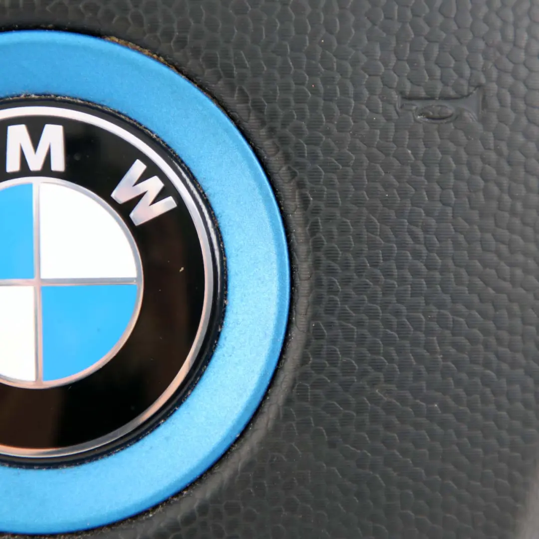 Driver's Airbag BMW i3 I01 Side Steering Wheel Module Air Bag to with Part number 6870363 Driver's Airbag BMW i3 I01 Side Steering Wheel Module Air Bag - SKU 6870363 - Part number 6870363