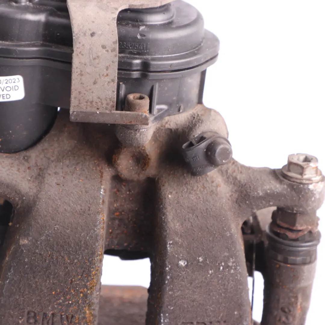 Étrier Frein Arrière Gauche Support Boîtier pour BMW G11 G31 à propos du numéro de pièce 6870571 BMW G11 G31 Étrier Frein Arrière Gauche Support Boîtier - SKU 6870571 - Numéro de pièce 6870571