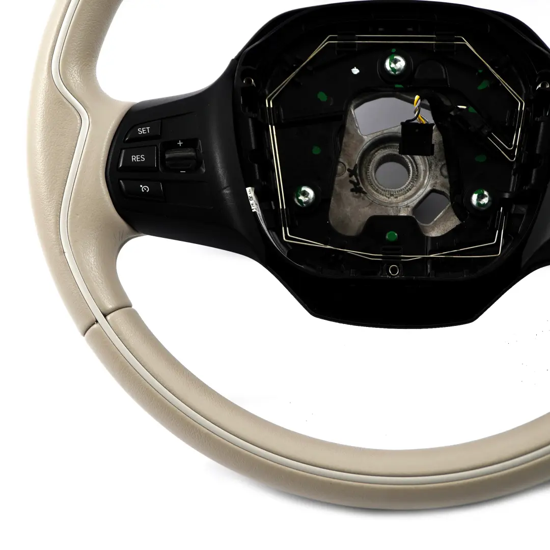 Volant Multifonctions Boutons Cuir Lodge pour BMW i3 I01 à propos du numéro de pièce 6870782 BMW i3 I01 Volant Multifonctions Boutons Cuir Lodge - SKU 6870782 - Numéro de pièce 6870782