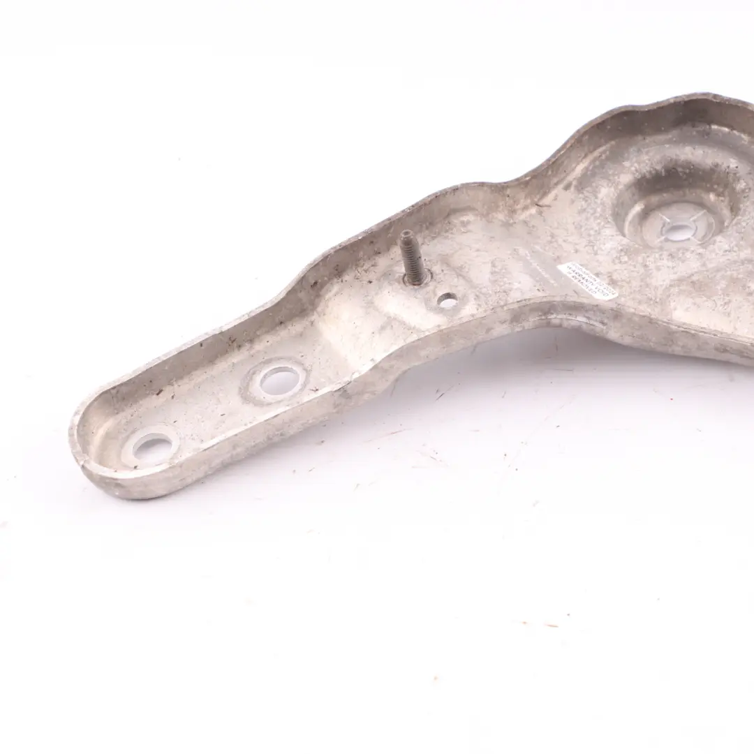 BMW X3 G01 Support d'essieu arrière gauche Support de tige de poussée - SKU 6871003 - Numéro de pièce 6871003