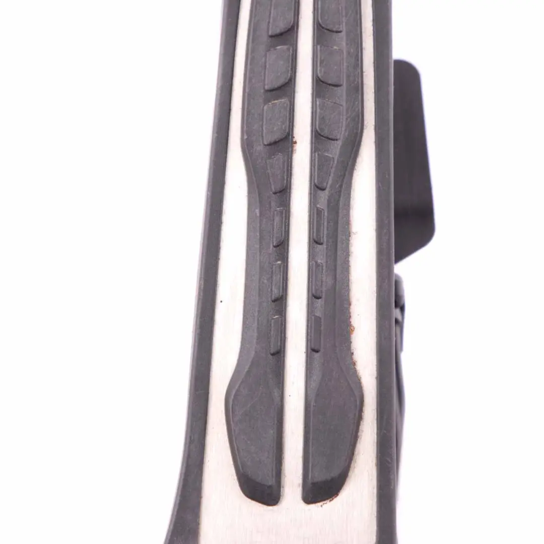 Accelerator Pedal BMW F40 G20 G30 G32 Module Automatic Gearbox to with Part number 6871053 Accelerator Pedal BMW F40 G20 G30 G32 Module Automatic Gearbox - SKU 6871053 - Part number 6871053