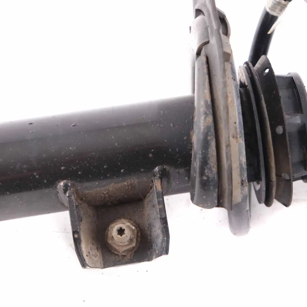 Suspensión Strut Delantero Izquierdo Derecho Amortiguador para BMW F31 LCI M Sport con número de pieza 6873823 BMW F31 LCI M Sport Suspensión Strut Delantero Izquierdo Derecho Amortiguador - SKU 6873823 - Número de pieza 6873823