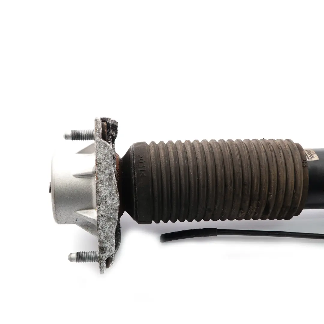 Puntone a molla Ammortizzatore Posteriore Destra per BMW X5 F15 con numero di parte 6875088 BMW X5 F15 Puntone a molla Ammortizzatore Posteriore Destra - SKU 6875088 - Numero di parte 6875088