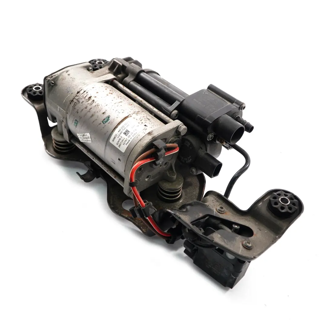 Moteur du compresseur autonivelant de suspension pneumatique pour BMW X5 F15 à propos du numéro de pièce 6875177 BMW X5 F15 Moteur du compresseur autonivelant de suspension pneumatique - SKU 6875177 - Numéro de pièce 6875177