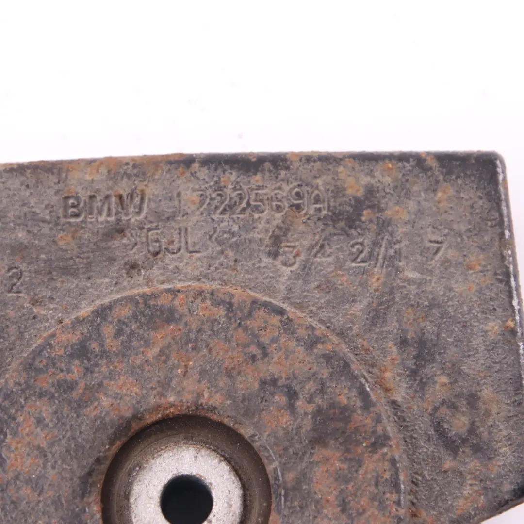 Vibration Absorber BMW F20 F21 F30 F31 F32 LCI Rear Differential Support to with Part number 6877100 Vibration Absorber BMW F20 F21 F30 F31 F32 LCI Rear Differential Support - SKU 6877100 - Part number 6877100