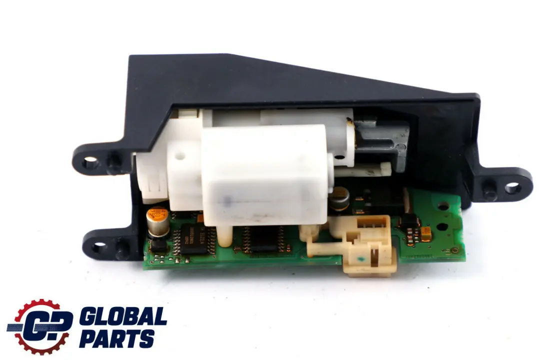 Verrou de colonne de direction electronique 3 broches pour BMW 1 Serie E87 à propos du numéro de pièce 6877132 BMW 1 Serie E87 Verrou de colonne de direction electronique 3 broches - SKU 6877132 - Numéro de pièce 6877132