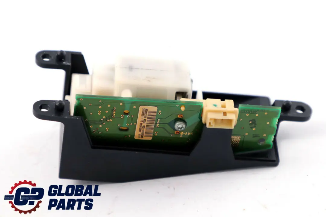 Electronic Steering Column Steering Lock 3 Pins to BMW 1 Series E87 with Part number 6877132 BMW 1 Series E87 Electronic Steering Column Steering Lock 3 Pins - SKU 6877132 - Part number 6877132