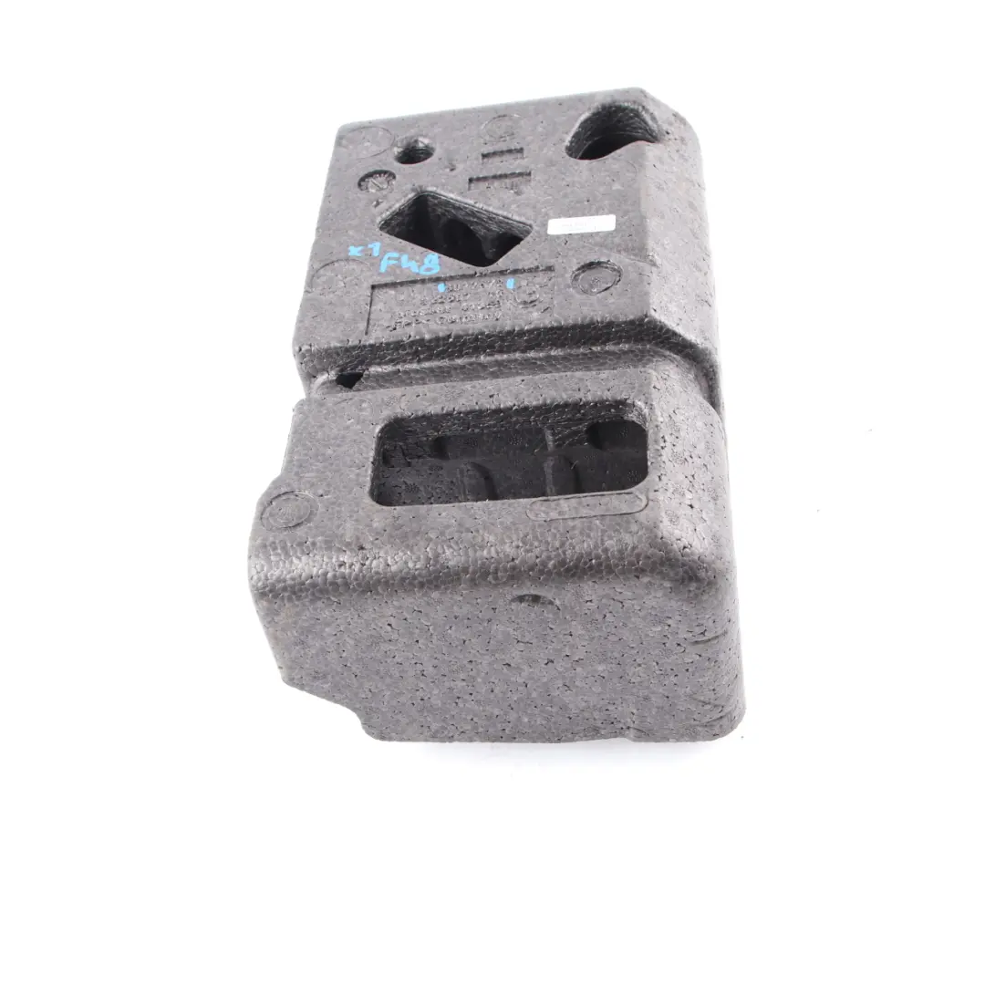 Caja Almacenamiento Herramientas Bandeja Sistema Movilidad Vacía para BMW F48 F45 con número de pieza 6877570 BMW F48 F45 Caja Almacenamiento Herramientas Bandeja Sistema Movilidad Vacía - SKU 6877570 - Número de pieza 6877570