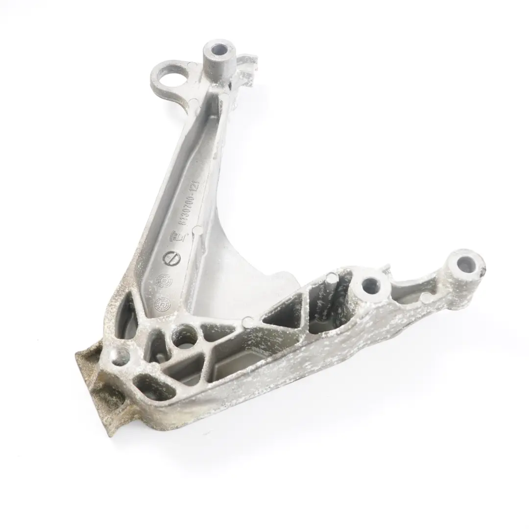 Bracket BMW i3 I01 Hybrid Rex Electric Supporting Mount Holder Support to Engine with Part number 6878935 Engine Bracket BMW i3 I01 Hybrid Rex Electric Supporting Mount Holder Support - SKU 6878935 - Part number 6878935