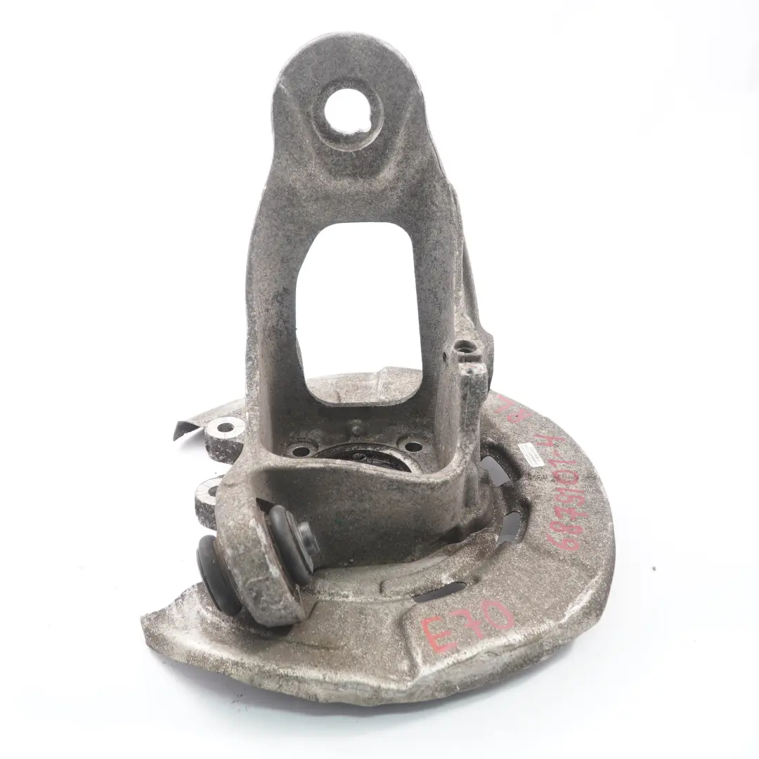 Portaruota BMW X5 E70 Sospensione posteriore sinistraCuscinetto snodo 6770983 per con numero di parte 6879101 Portaruota BMW X5 E70 Sospensione posteriore sinistraCuscinetto snodo 6770983 - SKU 6879101-4 - Numero di parte 6879101