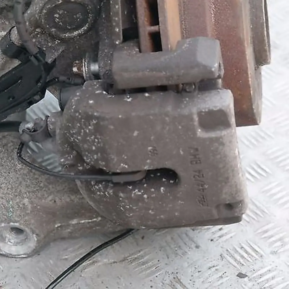 3.0sd Rear Right O/S Wheel Carrier Brake Disc Calliper Leg to BMW X5 SERIES E70 with Part number 6879102 BMW X5 SERIES E70 3.0sd Rear Right O/S Wheel Carrier Brake Disc Calliper Leg - SKU 6879102 - Part number 6879102