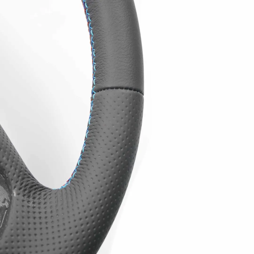 BMW X3 F25 X4 F26 NEW Volant cuir noir M Tricolored Threads 6793031 - SKU 6879173-1 - Numéro de pièce 6879173