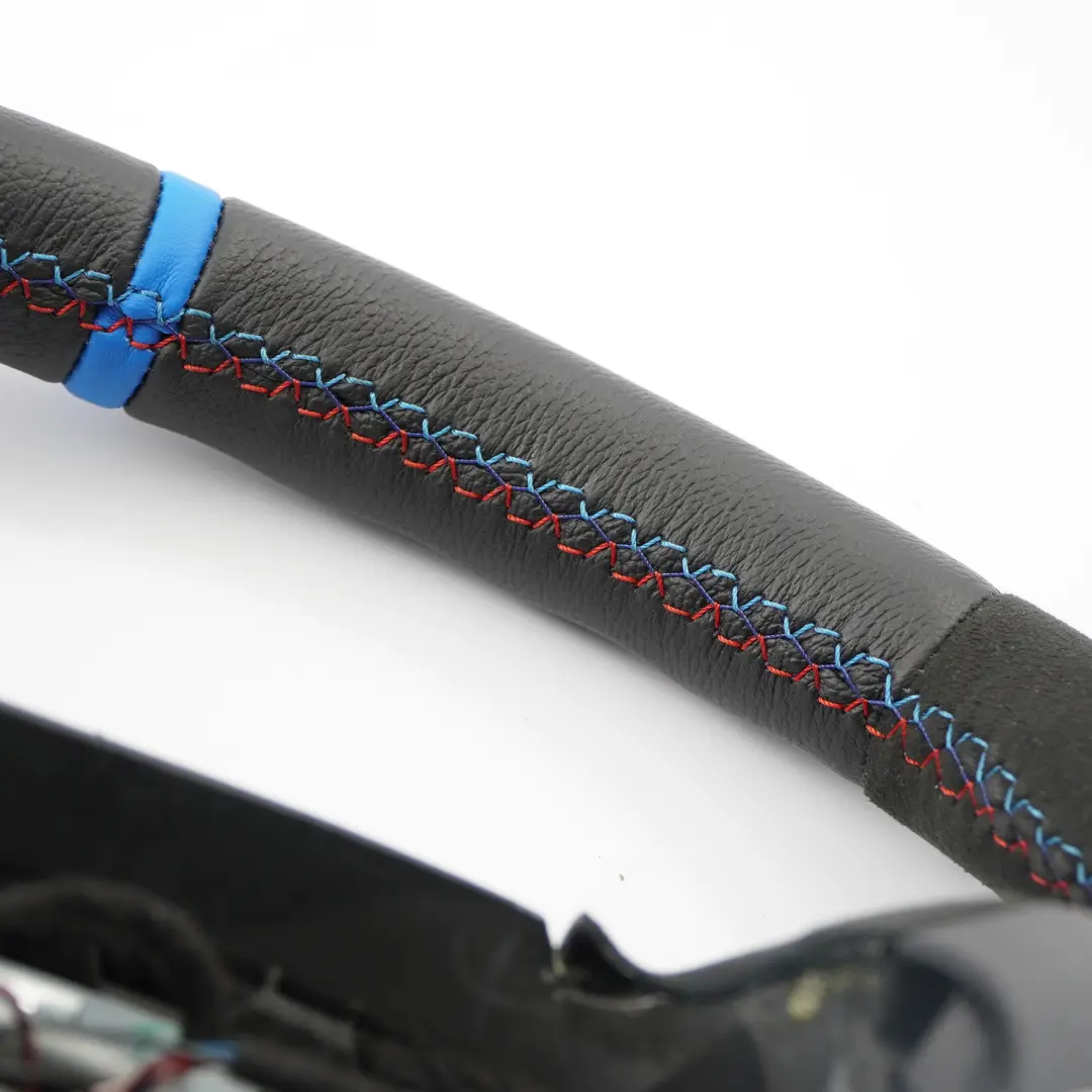 NEU Sport Schwarzes Leder / Alcantara Lenkrad Paddel Schaltung für BMW X3 F25 mit Teilenummer 6879926 BMW X3 F25 NEU Sport Schwarzes Leder / Alcantara Lenkrad Paddel Schaltung - SKU 6879926-1 - Teilenummer 6879926