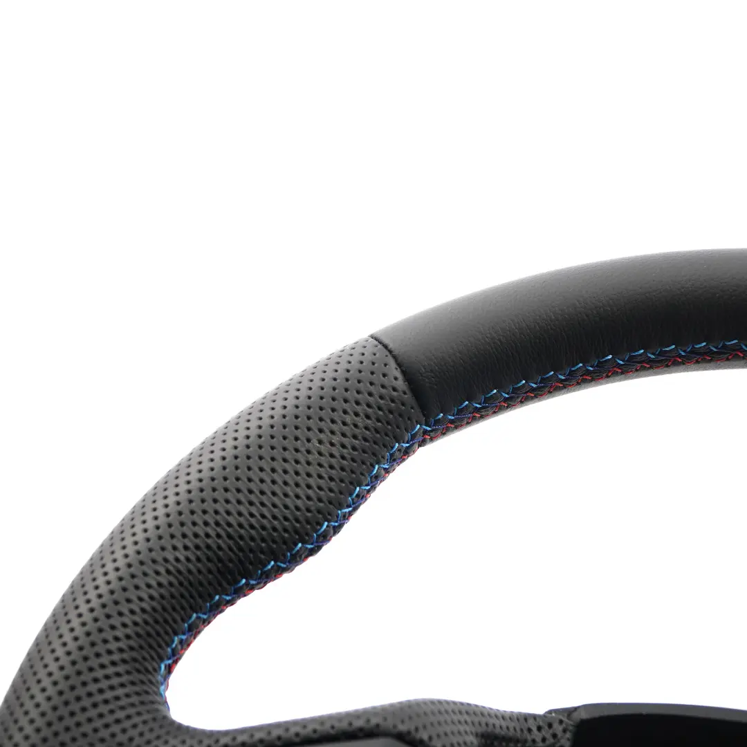 Kierownica Sport NOWA Czarna Skóra Łopatki do BMW X3 F25 X4 F26 o numerze 6879926 BMW X3 F25 X4 F26 Kierownica Sport NOWA Czarna Skóra Łopatki - SKU 6879926-2 - Numer Części 6879926