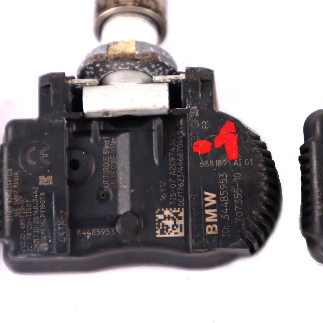 Genuine BMW pressione pneumatici sensore modulo ruota RDC 433MHZ Set 4 per con numero di parte 6881891 Genuine BMW pressione pneumatici sensore modulo ruota RDC 433MHZ Set 4 - SKU 6881891-1 - Numero di parte 6881891