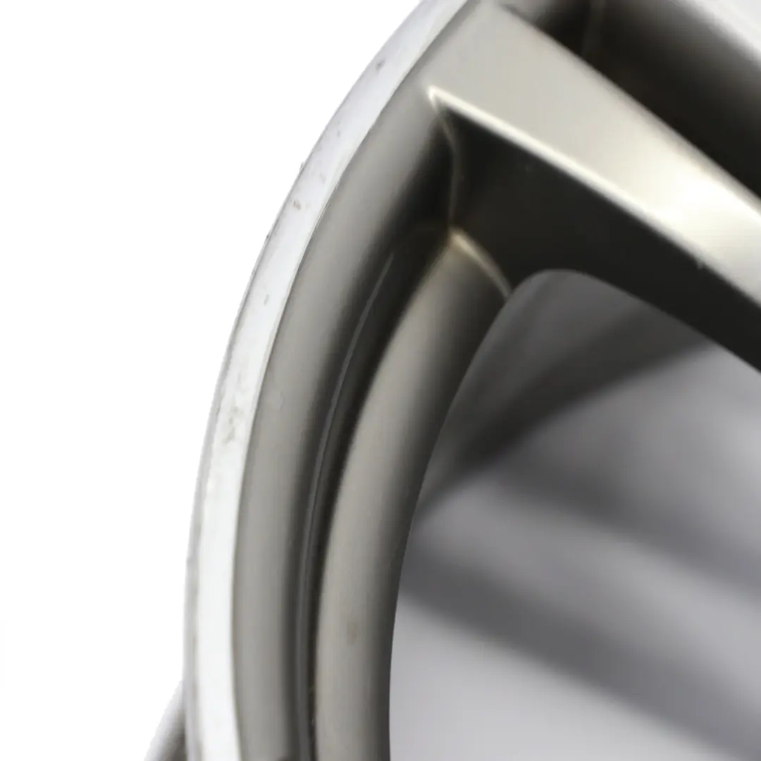 Ferric Grey Leichtmetallfelge 19" 8J ET:36 Sternspeiche 407 für BMW F30 F31 mit Teilenummer 6883014 BMW F30 F31 Ferric Grey Leichtmetallfelge 19" 8J ET:36 Sternspeiche 407 - SKU 6883014-1 - Teilenummer 6883014