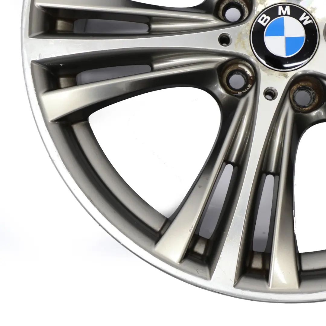 Ferric Grey Cerchio in lega 19" 8,5J ET:47 Star Spoke 407 per BMW F30 F31 con numero di parte 6883015 BMW F30 F31 Ferric Grey Cerchio in lega 19" 8,5J ET:47 Star Spoke 407 - SKU 6883015-1 - Numero di parte 6883015