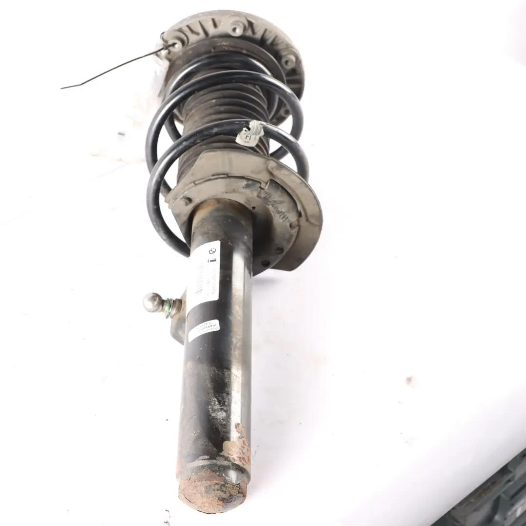 Puntone a molla anteriore sinistro Ammortizzatore xDrive per BMW F32 LCI F36 con numero di parte 6883331 BMW F32 LCI F36 Puntone a molla anteriore sinistro Ammortizzatore xDrive - SKU 6883331 - Numero di parte 6883331