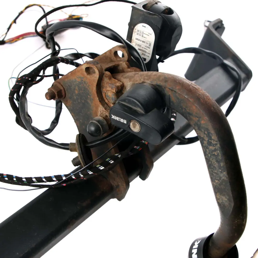 BMW F30 F31 F32 Attelage Remorque Électrique Brink A50-X - SKU 6883983-1 - Numéro de pièce 6883983