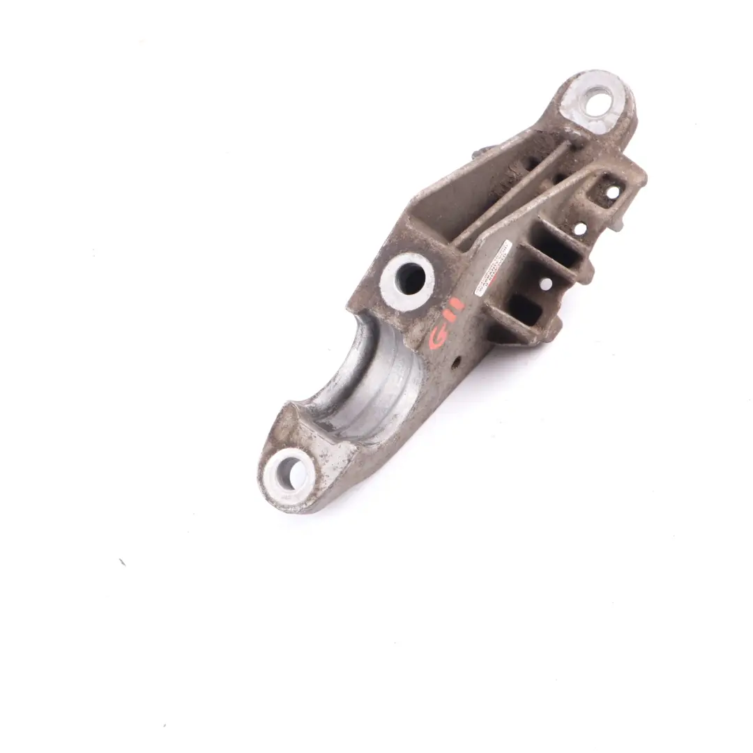 Stabilizer Bracket BMW G11 G30 xDrive Front Anti Roll Mount Right O/S to with Part number 6884012 Stabilizer Bracket BMW G11 G30 xDrive Front Anti Roll Mount Right O/S - SKU 6884012 - Part number 6884012