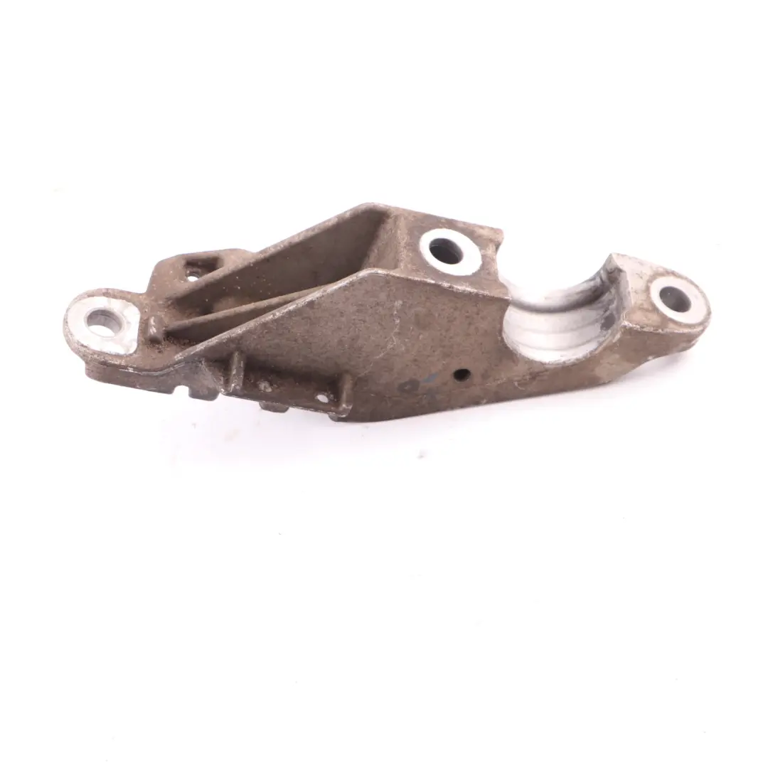  Stabilizer Bracket BMW G11 G30 xDrive Front Anti Roll Mount Right O/S - SKU 6884012 - Part number 6884012