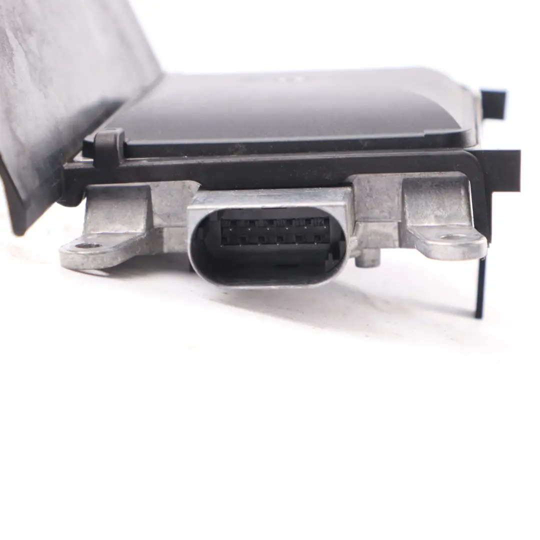 Sensor BMW F82 F80 F34 Lane Change Warning Module Master Rear Right O/S to with Part number 6884287 Sensor BMW F82 F80 F34 Lane Change Warning Module Master Rear Right O/S - SKU 6884287 - Part number 6884287